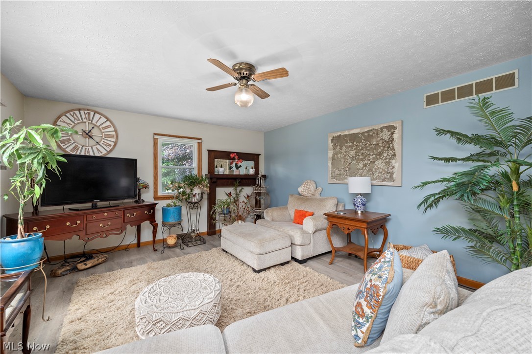 367 Township Road 1500 Road Jeromesville OH 44840