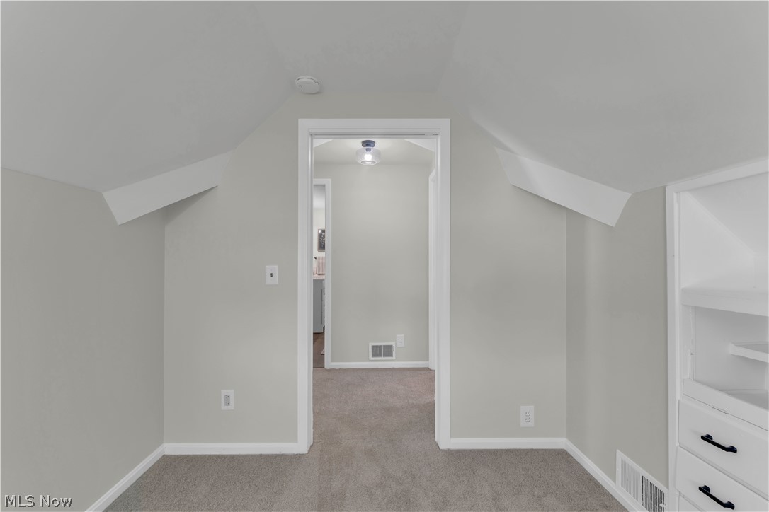 275 E 286th Street Willowick OH 44095