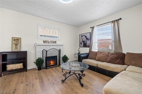 366 Oberlin Avenue Lorain OH 44052