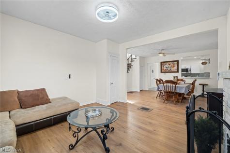 366 Oberlin Avenue Lorain OH 44052