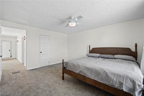 366 Oberlin Avenue Lorain OH 44052