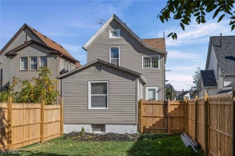 366 Oberlin Avenue Lorain OH 44052