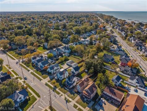 366 Oberlin Avenue Lorain OH 44052