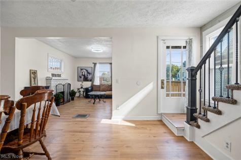 366 Oberlin Avenue Lorain OH 44052