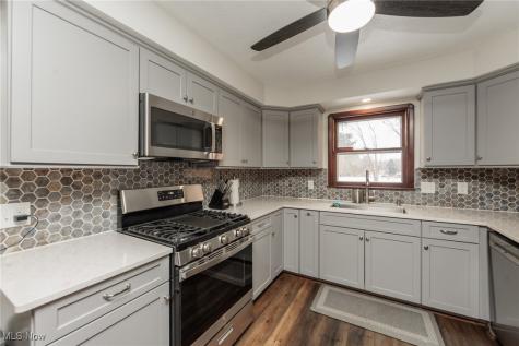 8963 Abbey Road North Royalton OH 44133
