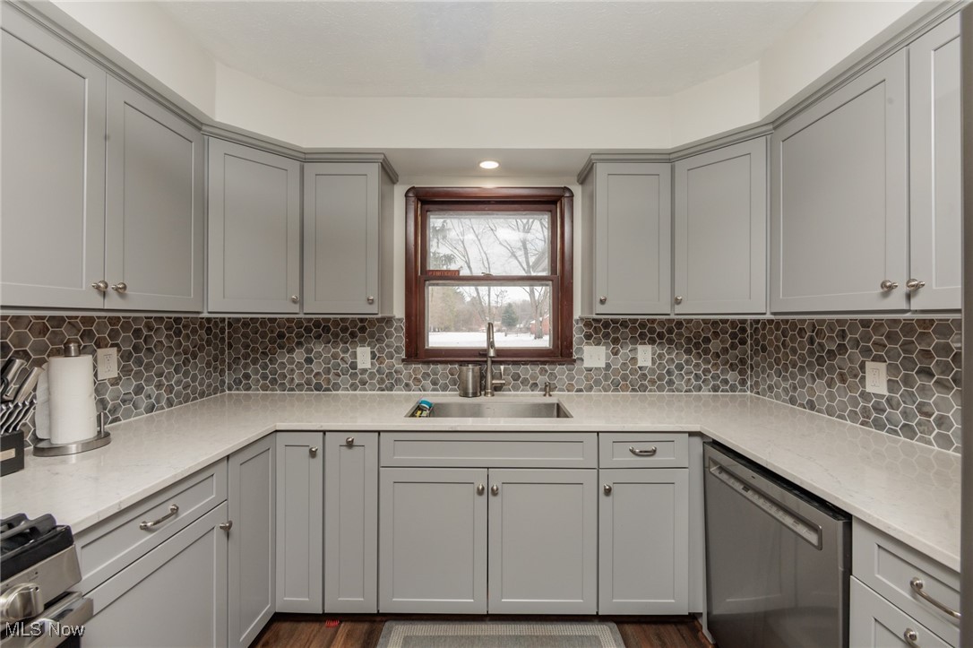8963 Abbey Road North Royalton OH 44133