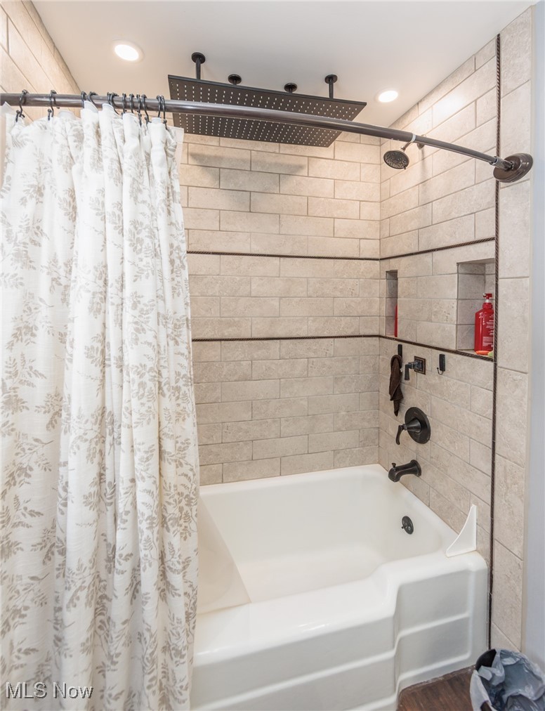8963 Abbey Road North Royalton OH 44133