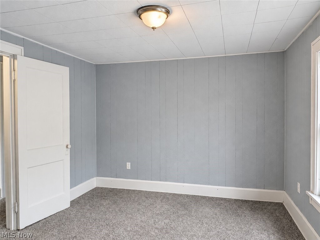 864 10th Street NE Massillon OH 44646