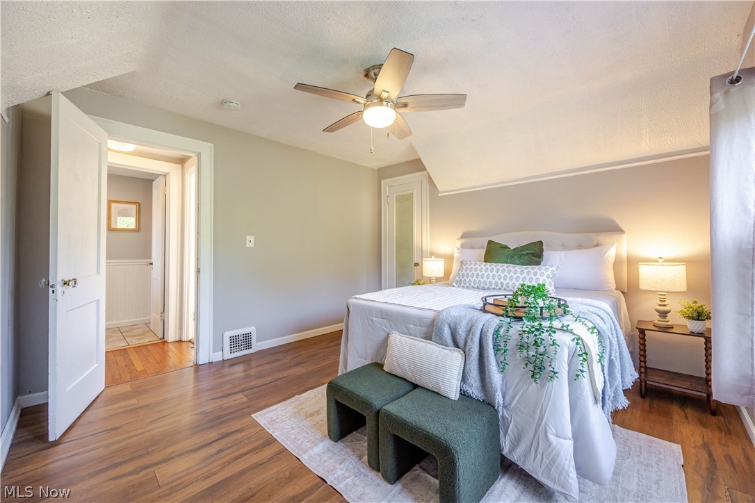 1344 Manor Park Avenue Lakewood OH 44107
