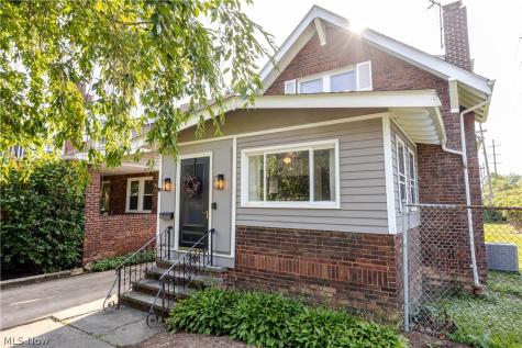 1344 Manor Park Avenue Lakewood OH 44107