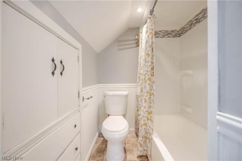 1344 Manor Park Avenue Lakewood OH 44107
