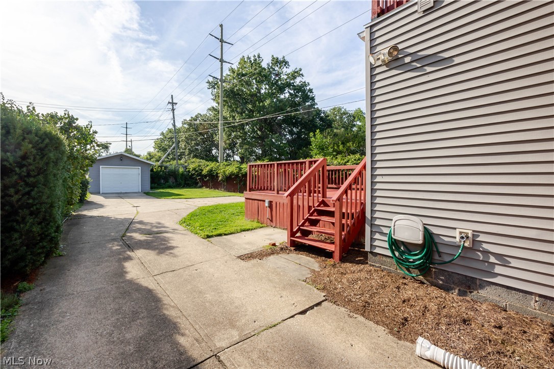 1344 Manor Park Avenue Lakewood OH 44107