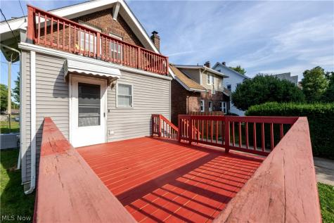 1344 Manor Park Avenue Lakewood OH 44107
