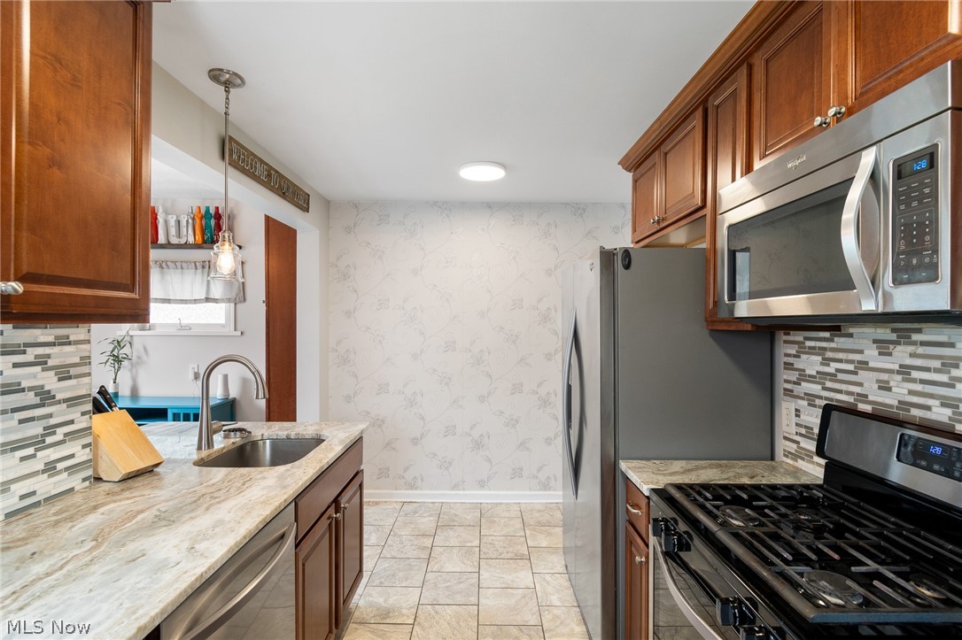 1556 Campbell Street Cuyahoga Falls OH 44223