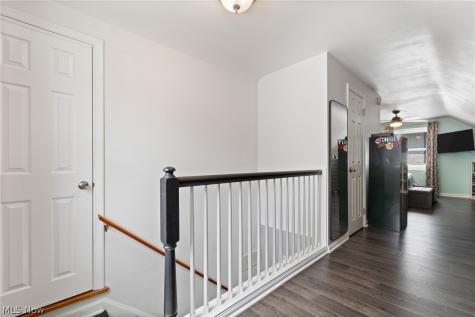 1556 Campbell Street Cuyahoga Falls OH 44223