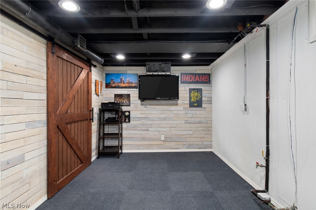 1556 Campbell Street Cuyahoga Falls OH 44223