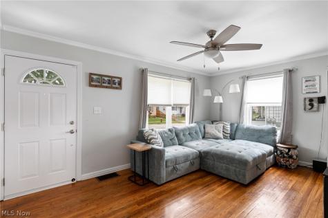 1556 Campbell Street Cuyahoga Falls OH 44223