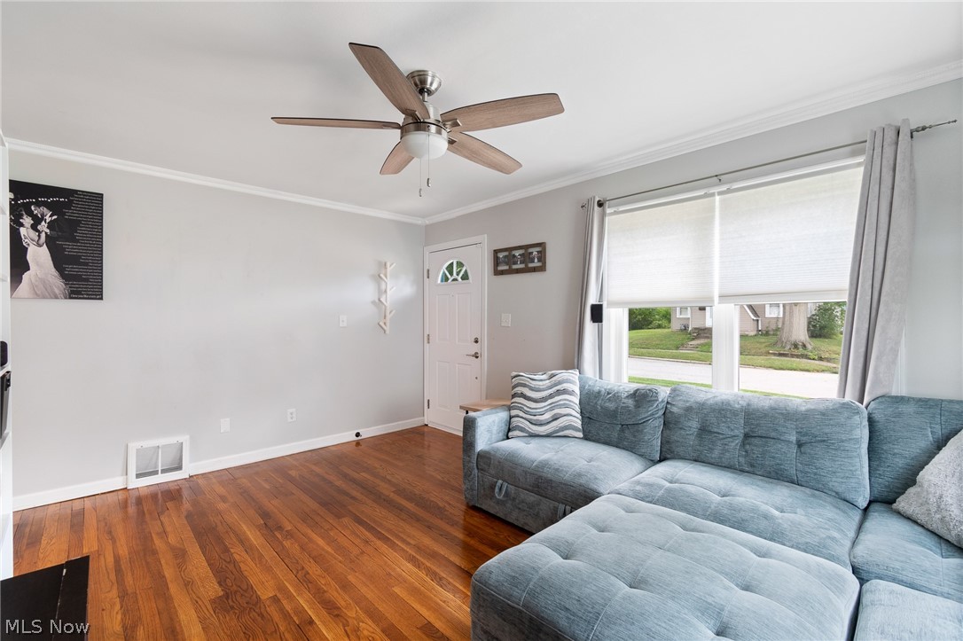1556 Campbell Street Cuyahoga Falls OH 44223