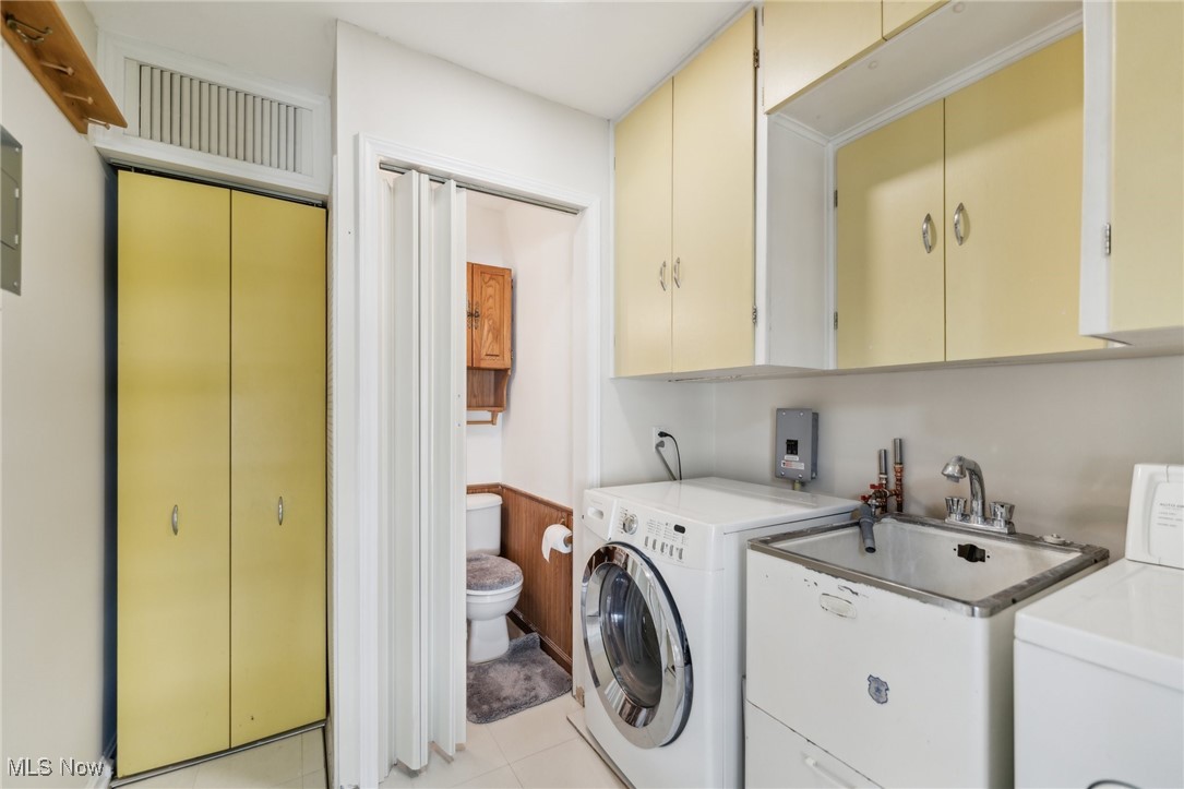 28538 N Park Drive North Olmsted OH 44070