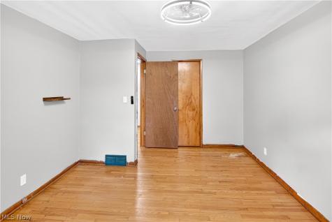 39568 Carol Lane Elyria OH 44035