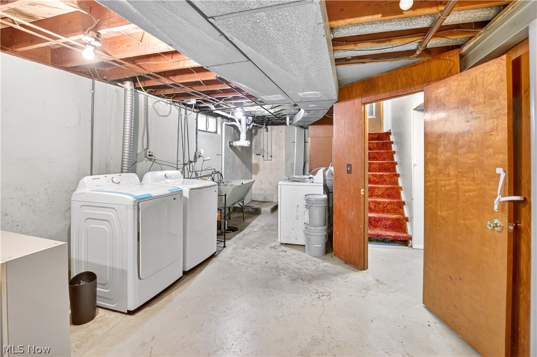39568 Carol Lane Elyria OH 44035