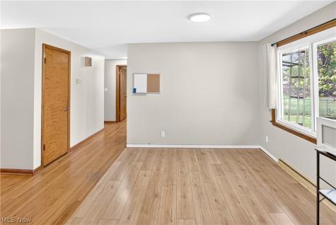 39568 Carol Lane Elyria OH 44035