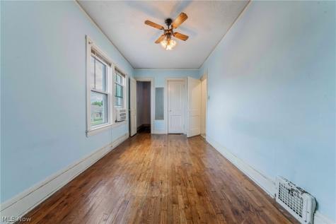 3034 W 112th Street Cleveland OH 44111