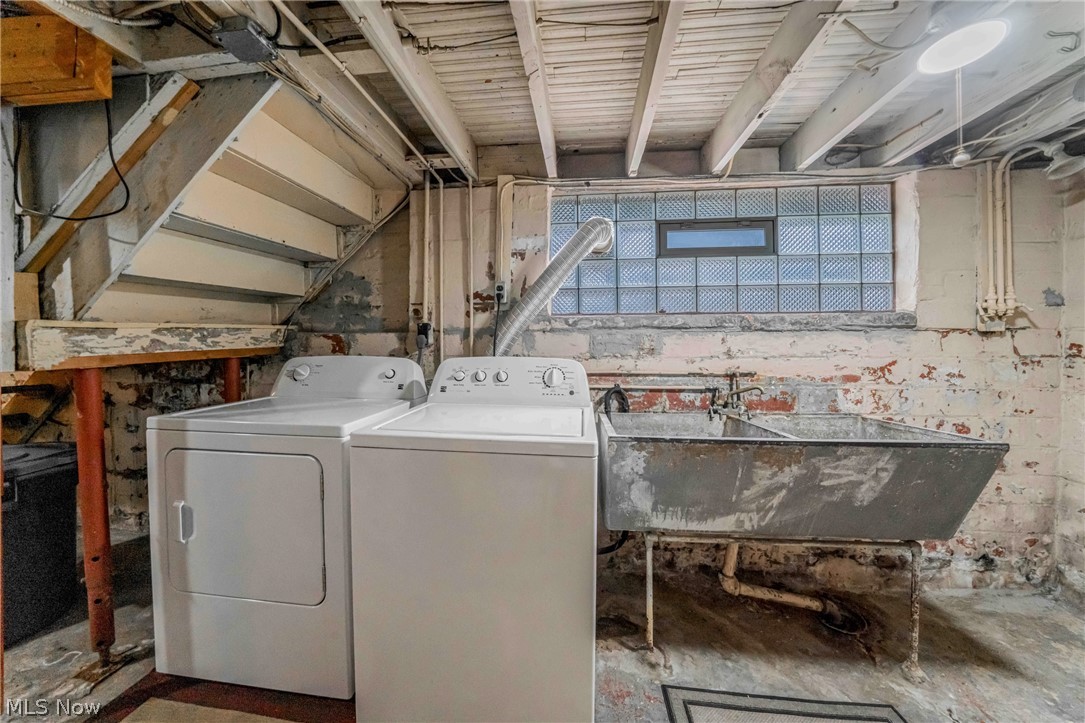 3034 W 112th Street Cleveland OH 44111