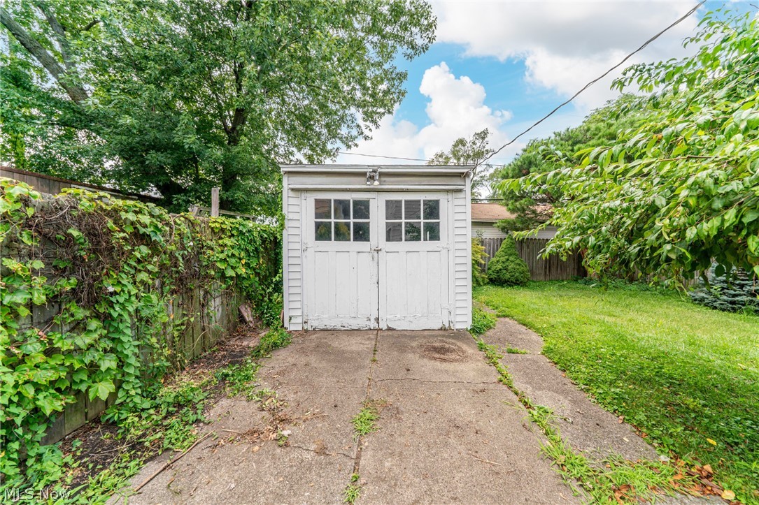 3034 W 112th Street Cleveland OH 44111