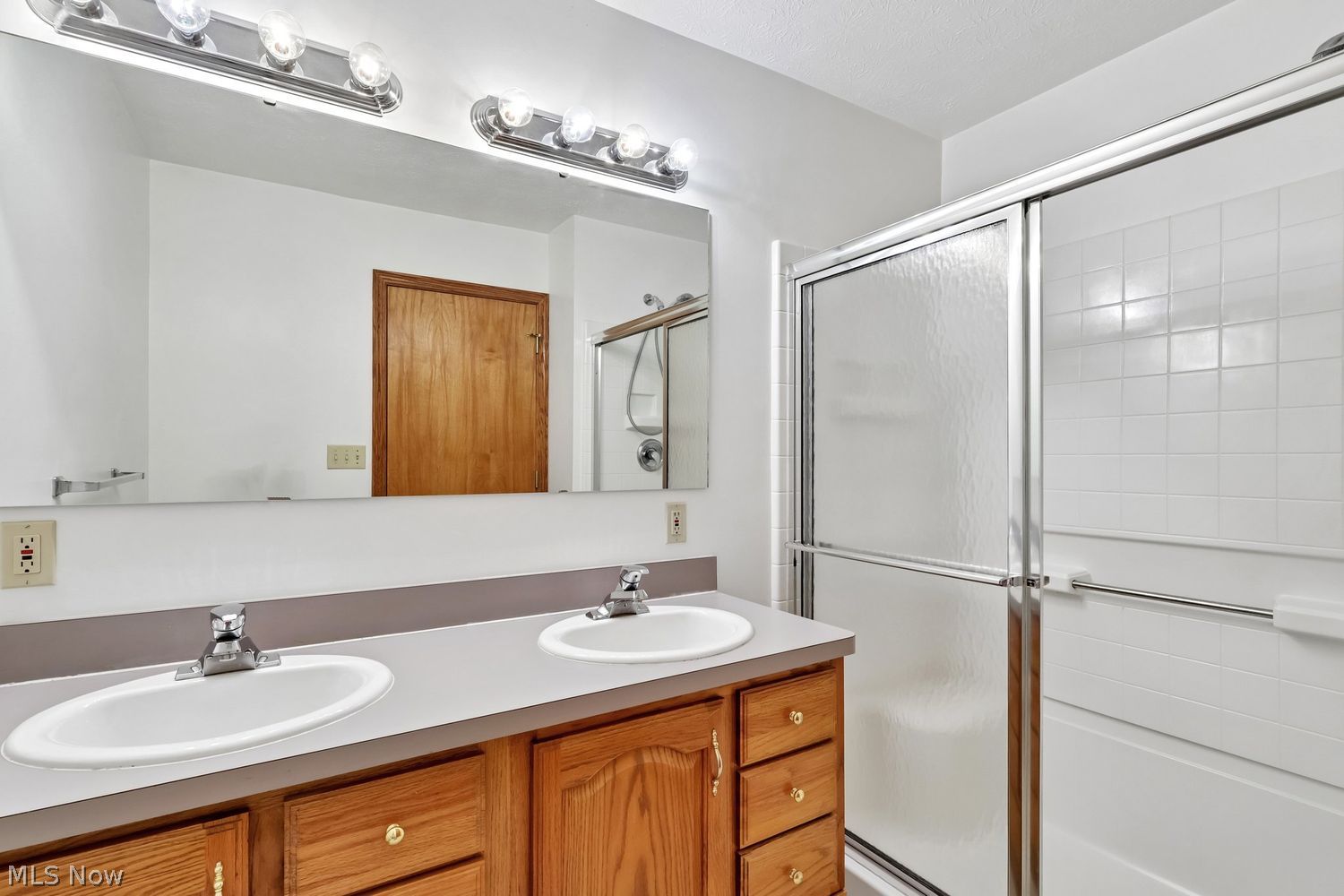 12520 Ravenna Road Chardon OH 44024