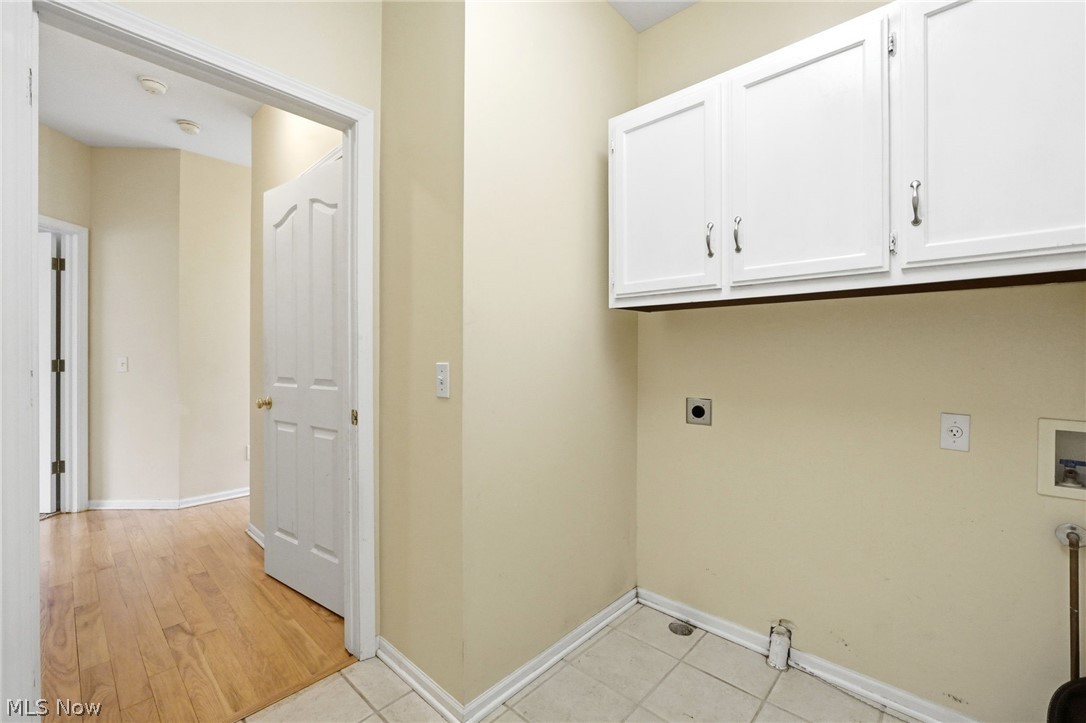 33984 Crown Colony Drive Avon OH 44011