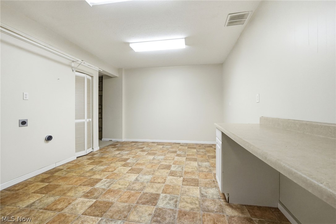 33984 Crown Colony Drive Avon OH 44011