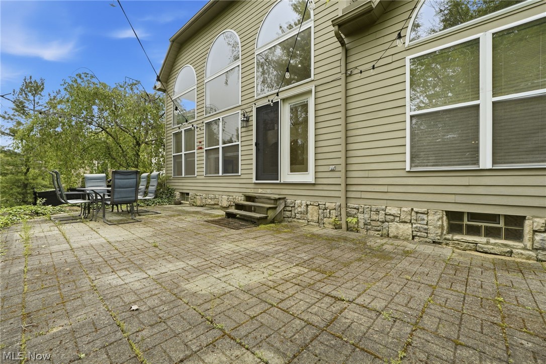 33984 Crown Colony Drive Avon OH 44011