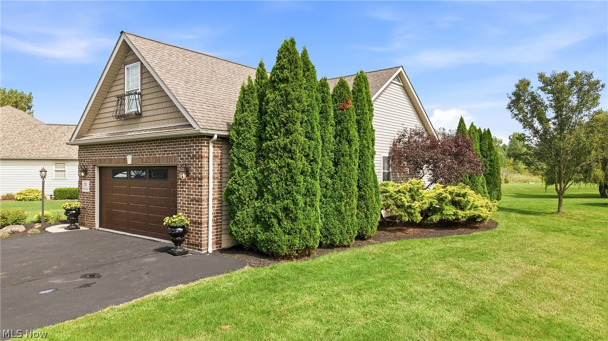 111 Dornoch Street Cortland OH 44410