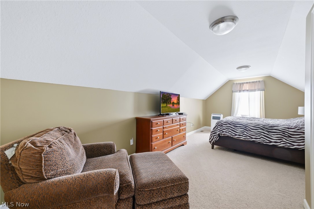 111 Dornoch Street Cortland OH 44410