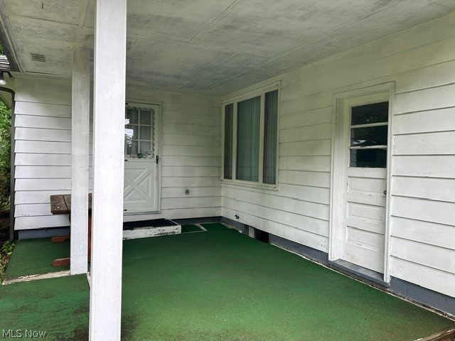 708 Fairwood Road New Franklin OH 44319