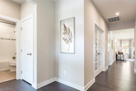1161 Hunting Hollow Grafton OH 44044
