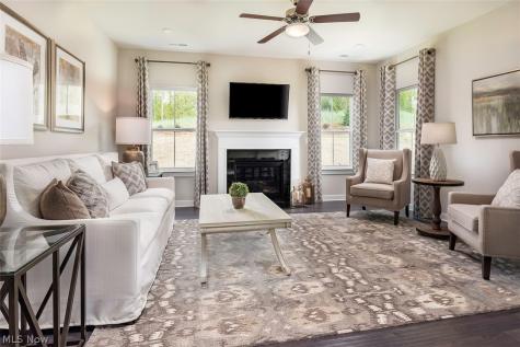 1161 Hunting Hollow Grafton OH 44044