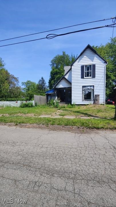 146 Nickle Plate Avenue Conneaut OH 44030