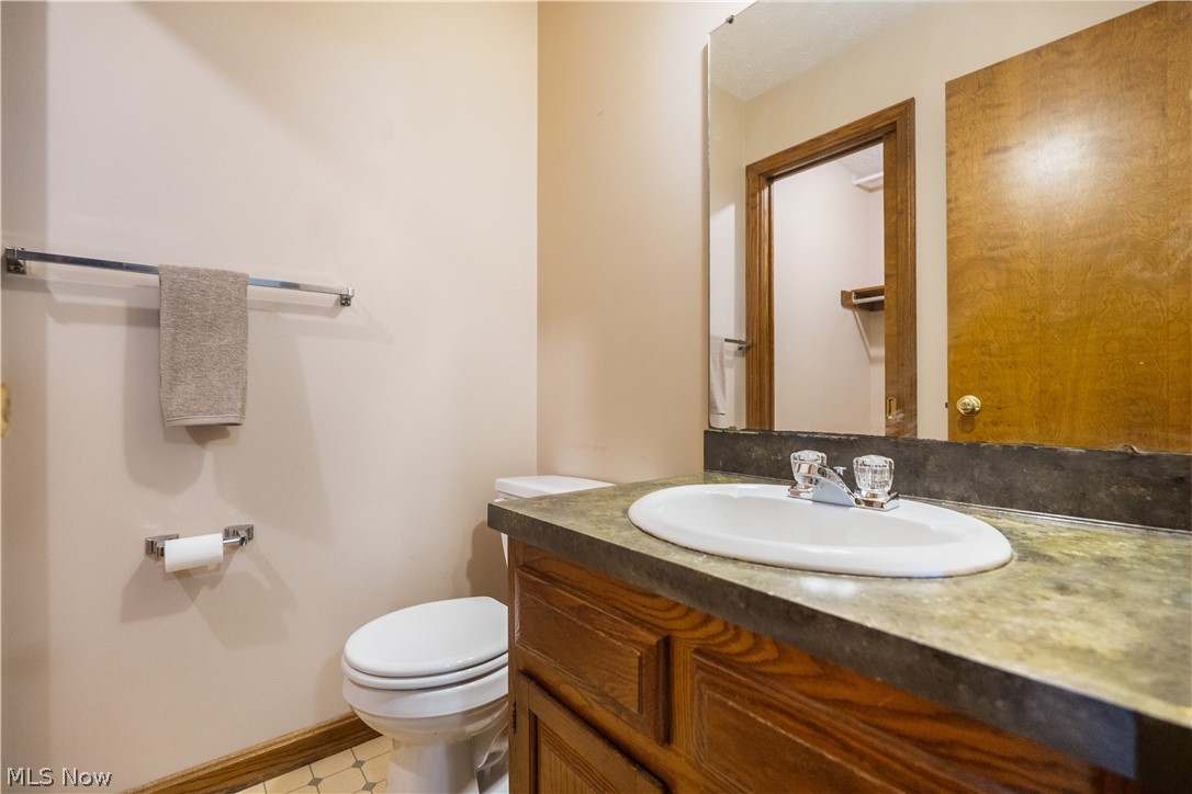 2319 Merle Road Salem OH 44460