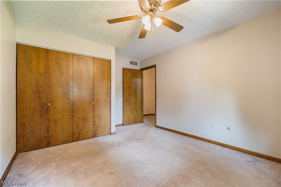 2319 Merle Road Salem OH 44460