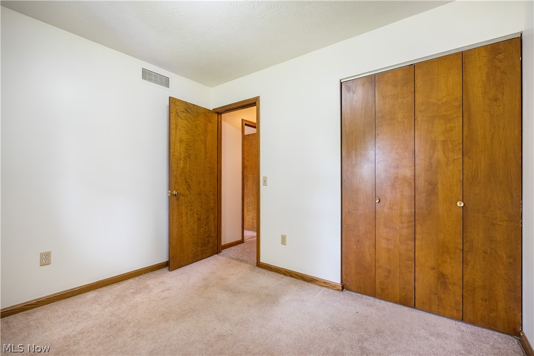 2319 Merle Road Salem OH 44460