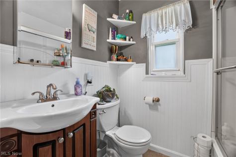 2701 Tuxedo Avenue Parma OH 44134