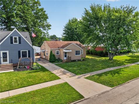 2701 Tuxedo Avenue Parma OH 44134