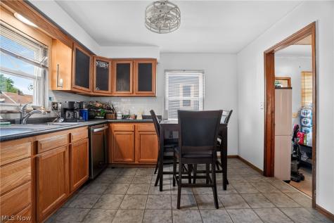 2701 Tuxedo Avenue Parma OH 44134