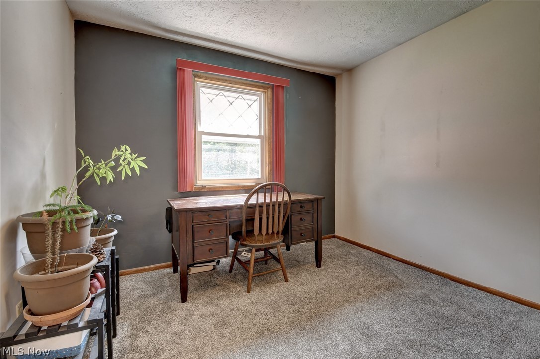 4974 South Street NE Somerdale OH 44678