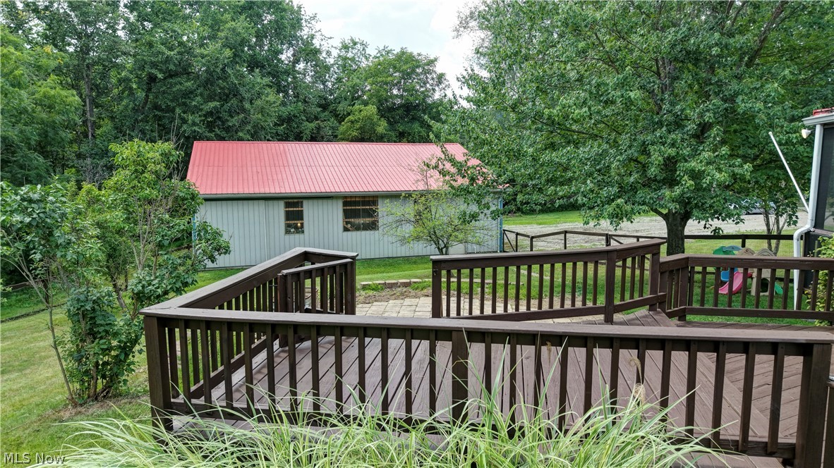 4974 South Street NE Somerdale OH 44678