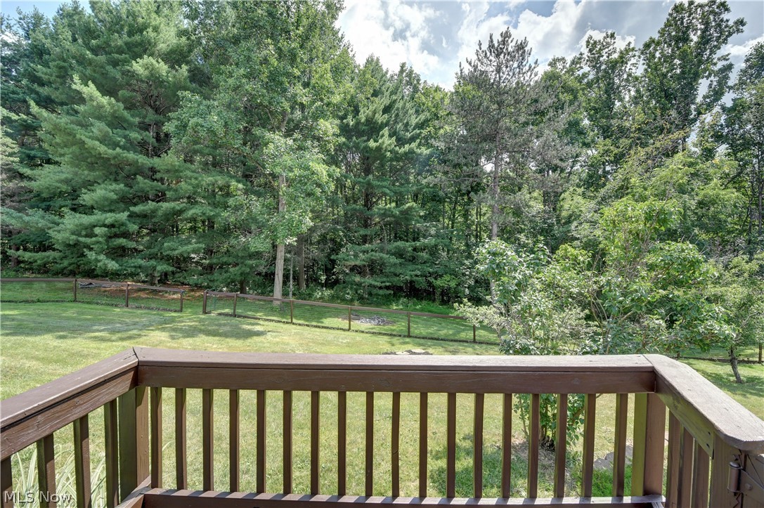 4974 South Street NE Somerdale OH 44678