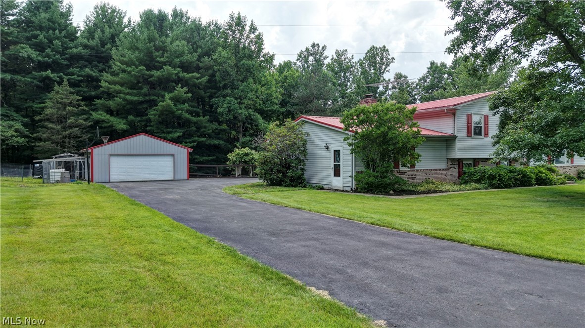 4974 South Street NE Somerdale OH 44678
