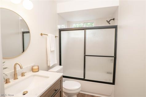 36473 Lake Shore Boulevard Eastlake OH 44095